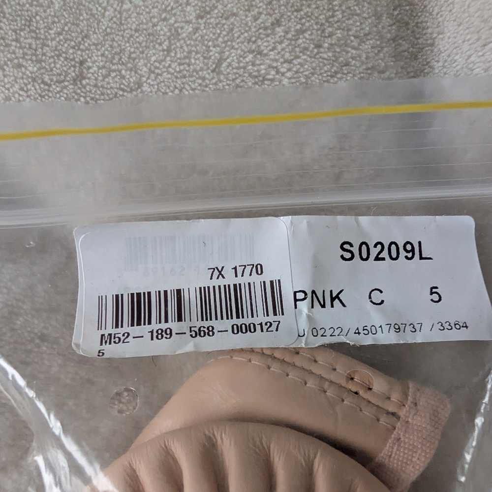 Bloch Leather Ballet Slippers - Picture 2 of 5